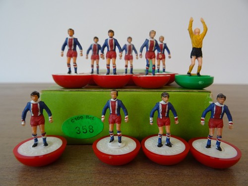 Subbuteo lightweight team - subbuteo,