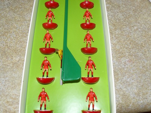 Squadra galles 1969 subbuteo - squadra,